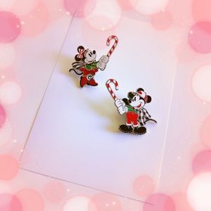 Disneyland Mickey & Minnie Christmas Pin